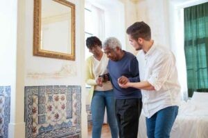 choosing between assisted living or memory care